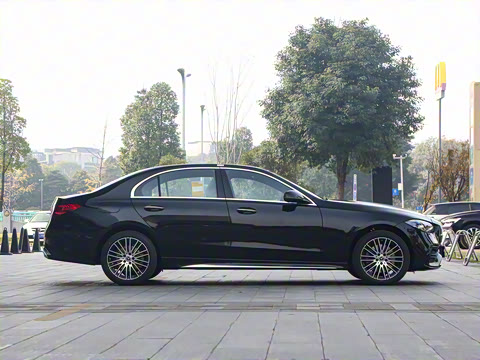 2026�� C 260 L �˶���