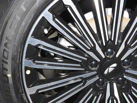 2025�� 210 ������