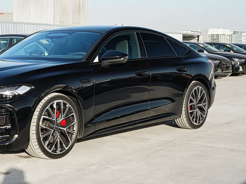 2026�� TFSI quattro 200kW �콢������