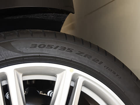 2026�� 4.0T V8 ��׼��