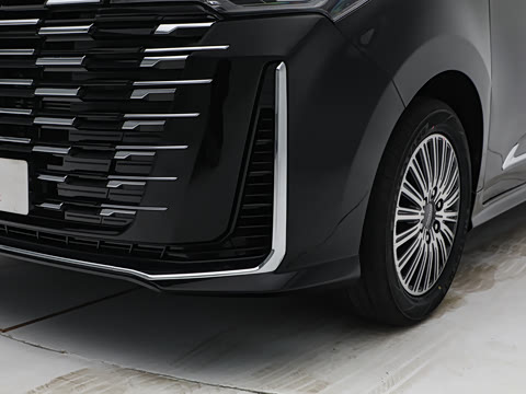 2025�� �Ŀ� MAX 2.0T �Զ������� ���� 7��