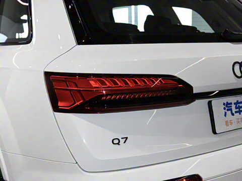 2025�� 55 TFSI quattro S line����ʿ��