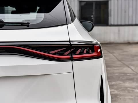 2026�� 1.5T ������