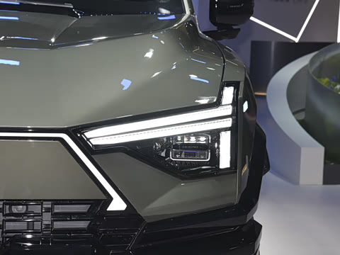 2025�� Pro