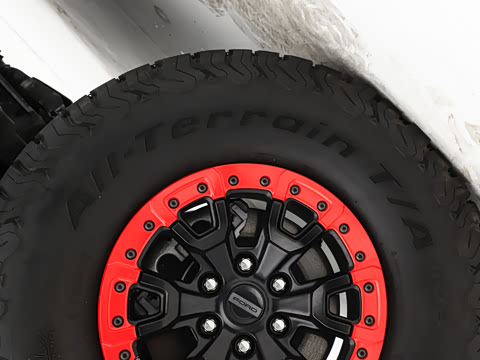 2025�� 3.0T ����SV7 ���ݰ�