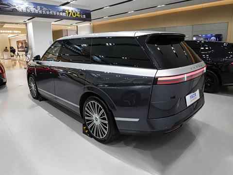2026�� ���� 750 �����콢��
