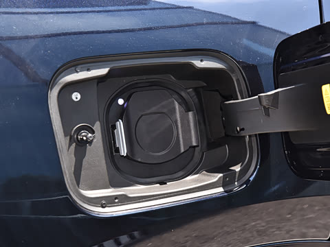 2026�� �Ŀ� eDrive25L M�˶���װ