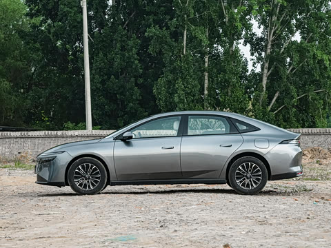 2026�� 180 Pro+