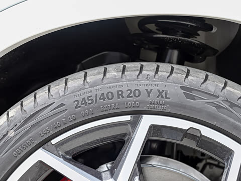 2026�� M35i