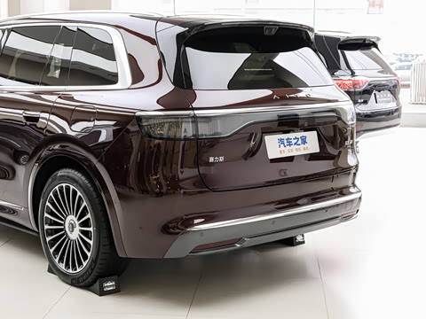 2025�� ���� Ultra�� 53.4kWh 6���� (896�߼����״