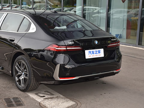 2026�� �Ŀ� 530Li ������ ������װ
