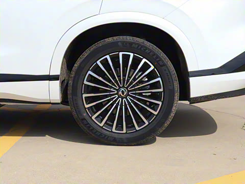 2025�� 185KM�����