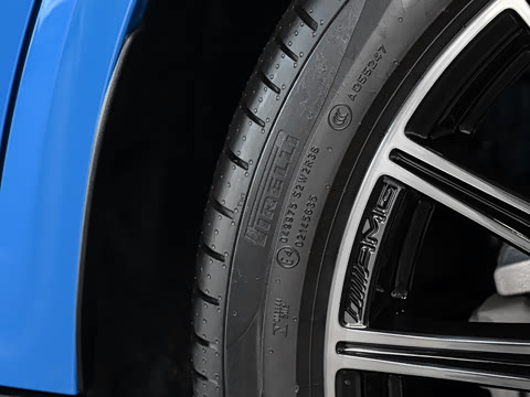 2026�� ����� 400 L 4MATIC