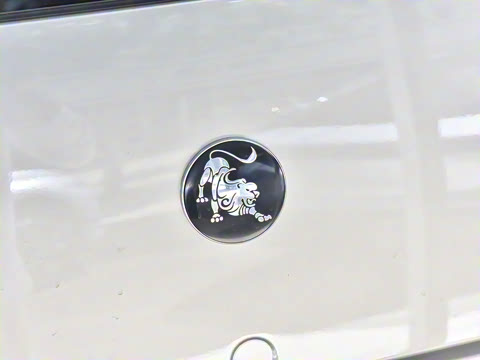 2025�� M5 1.6L ��׼��5��CNG