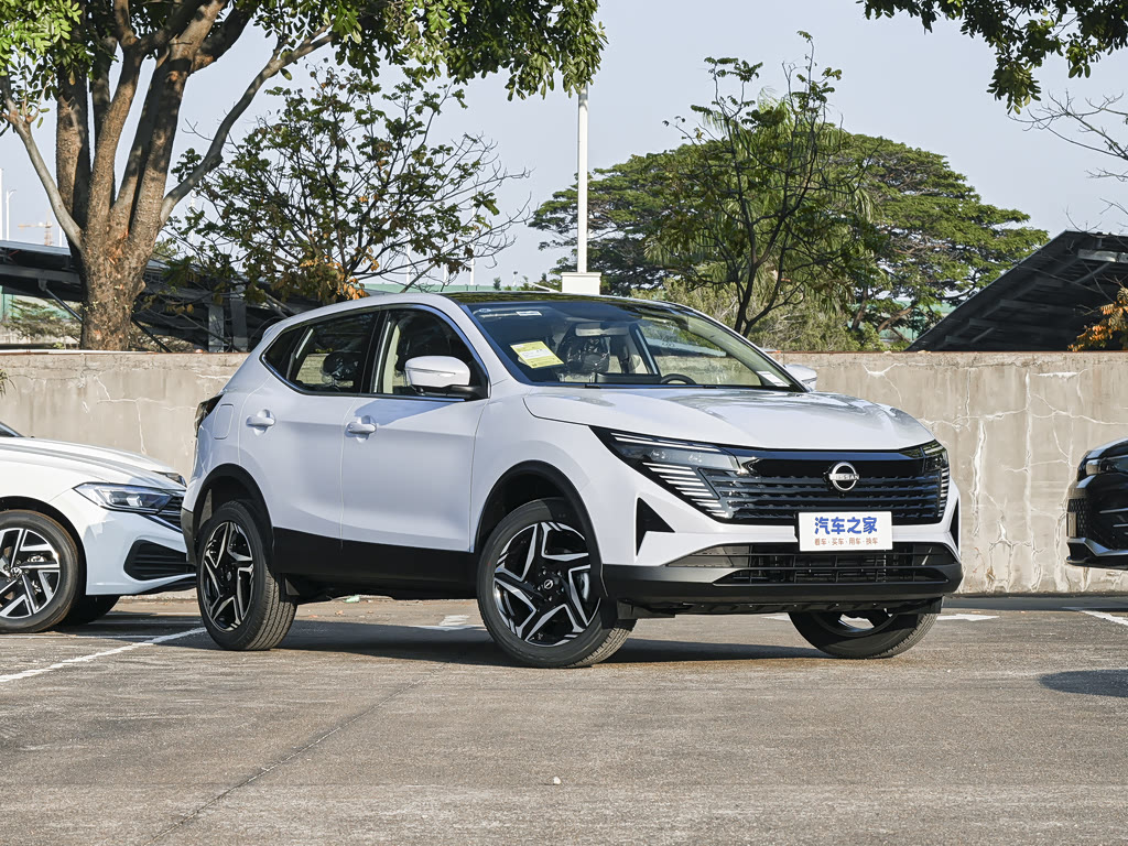 Nissan Qashqai II Рестайлинг 2, Внедорожник 5 дв.: фото поколения