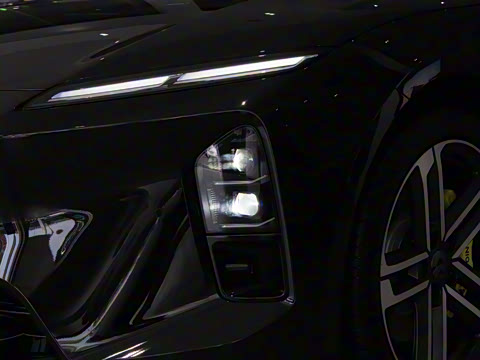 2025�� �ھ������ 75kWh Touring