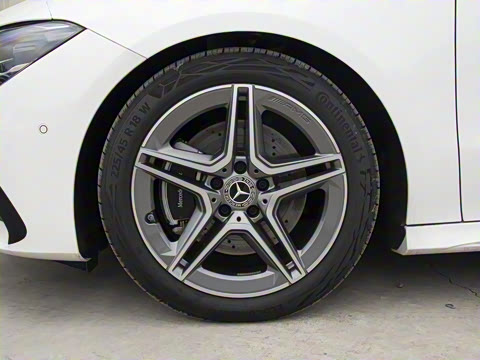 2025�� CLA 200 ���ܳ�