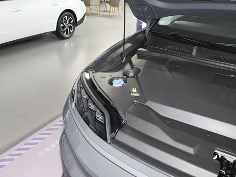 2025�� ����SMART�� 64.2kWh