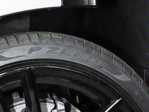 2025�� 225i M�˶���ҹ��װ