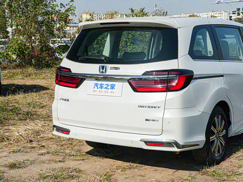 2026�� 2.0L e:HEV ��������