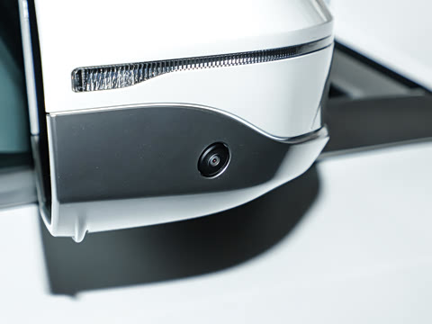 2026�� �Ŀ� 530Li ������ M�˶���װ