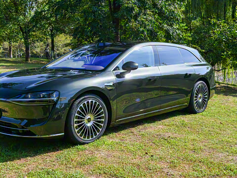 2025�� ���� Ultra��������