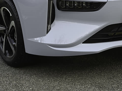 2026�� 705km MAX����������