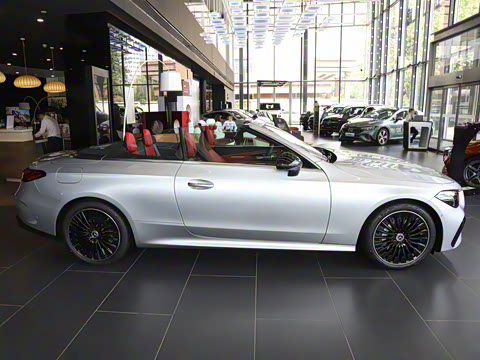 2025�� CLE 300 4MATIC ������ܳ�