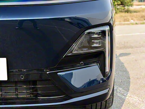 2025�� �Ŀ� ����Max