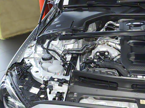 2025�� AMG C 43 4MATIC