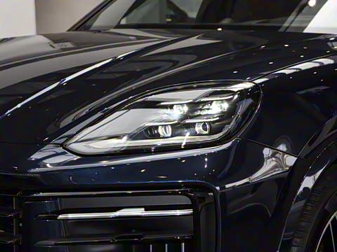 2026�� Cayenne Coup�� 3.0T