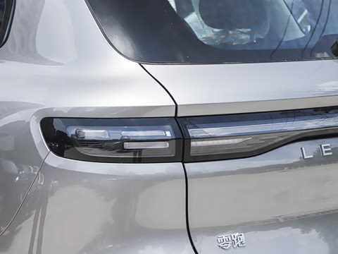 2027�� 610������