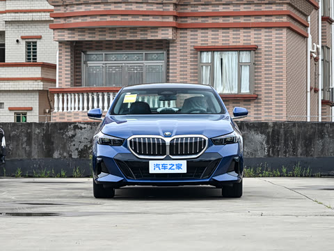 2026�� �Ŀ� 530Li ������ M�˶���װ
