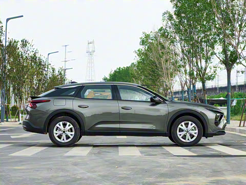 2025�� 1.6T �����