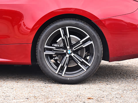 2026�� 425i M�˶���װ