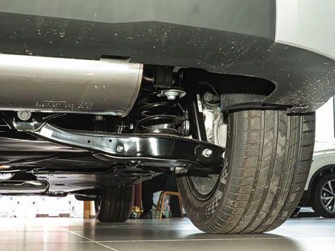 2025�� ̽��L 300TSI ������Ӣ