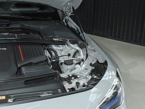 2025 AMG CLE 53 4MATIC+ ܳ