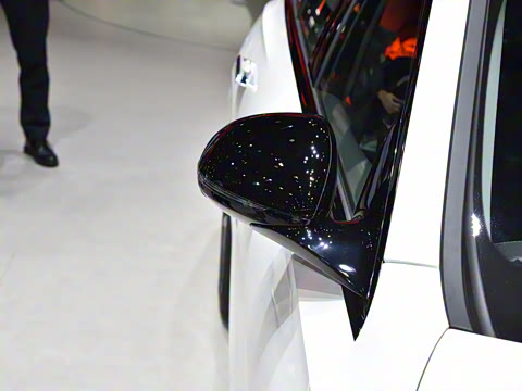 2026�� E 300 �������˶���