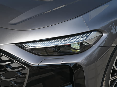 2026�� TFSI quattro 200kW �콢��