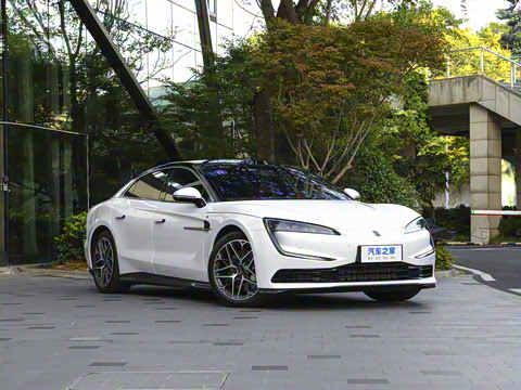 2025�� PHEV ����������