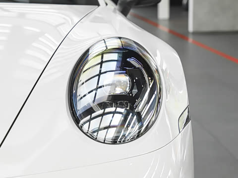 2026�� Carrera 3.0T