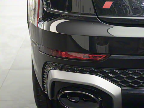 2026�� RS Q8 4.0T performance