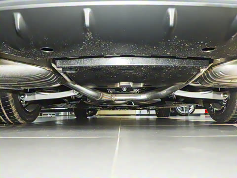 2025�� �Ŀ� C 350 eL