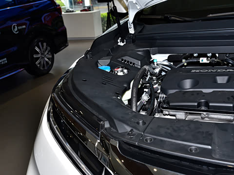 2026�� 370TURBO ����������