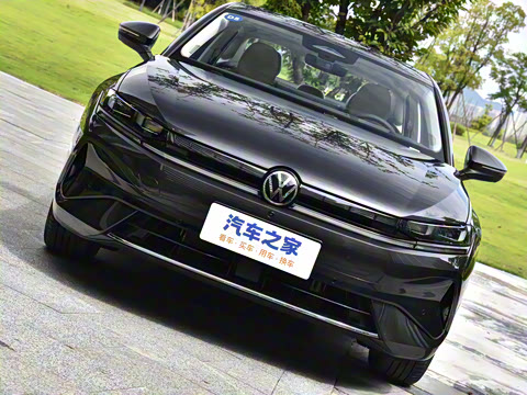 2026�� L 300TSI DSG ������