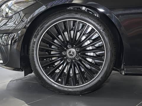 2026�� CLE 300 4MATIC �����ͽ��ܳ�