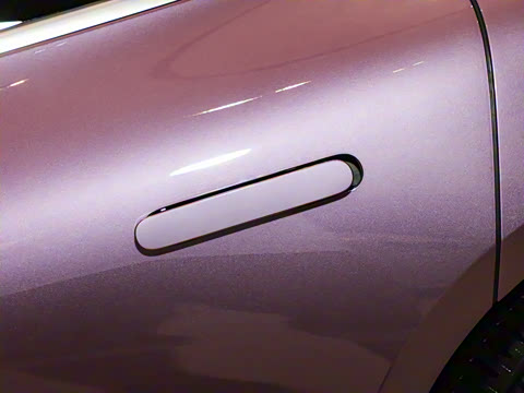 2025�� 703km Ultra�˶���