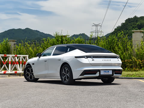 2026�� 701 ������ Ultra