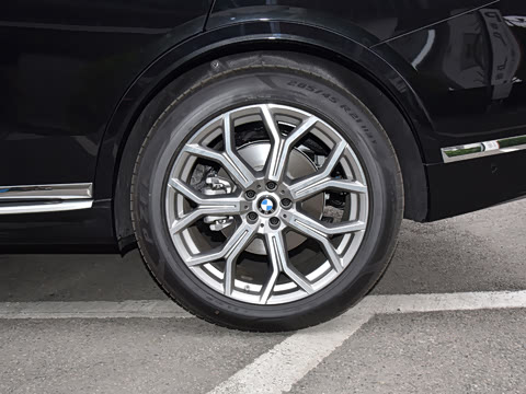 2026�� xDrive40i ���Ⱥ�����װ 7��
