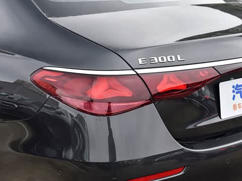 2026�� E 300 L ������